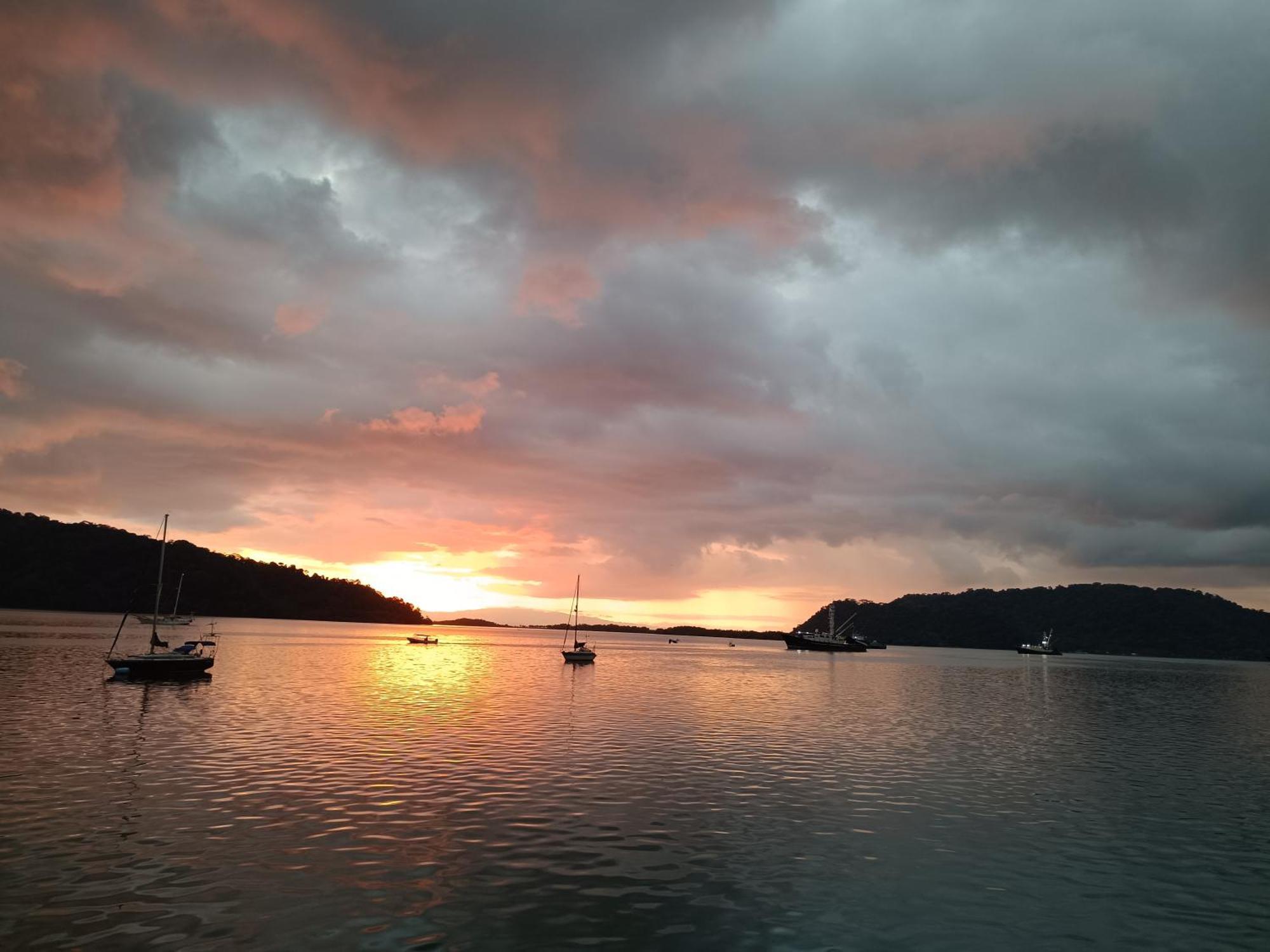 Banana Bay Marina