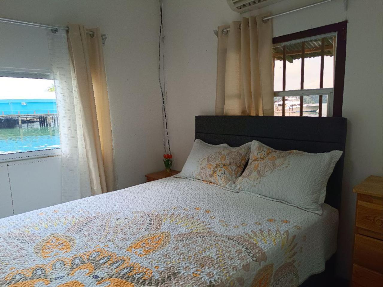 Banana Bay Marina Hotel Golfito