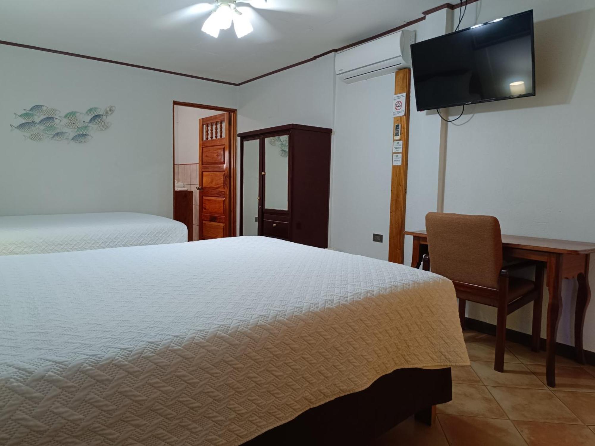 Hotel Banana Bay Marina 3*