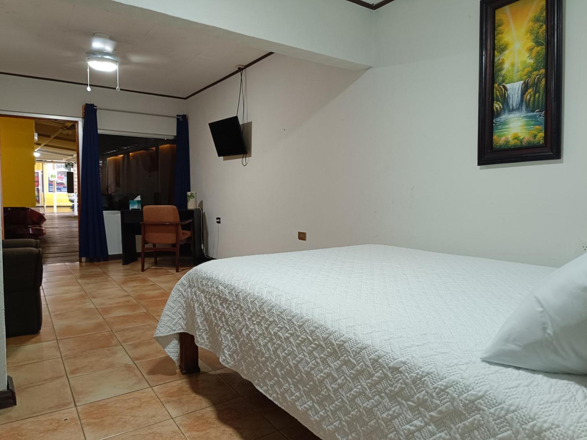 Hotel Banana Bay Marina 3*